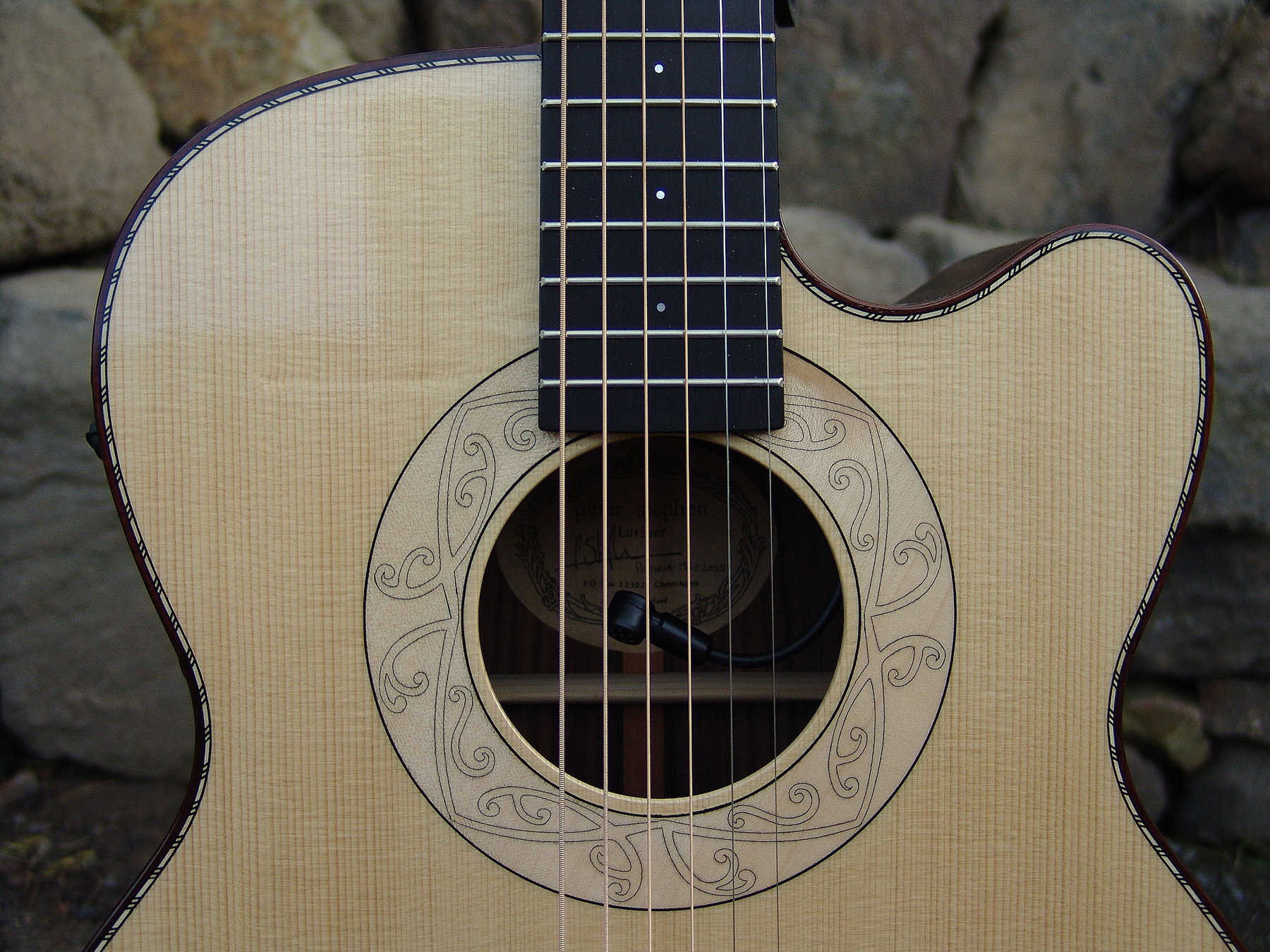 6 String acoustic cutaway finished 