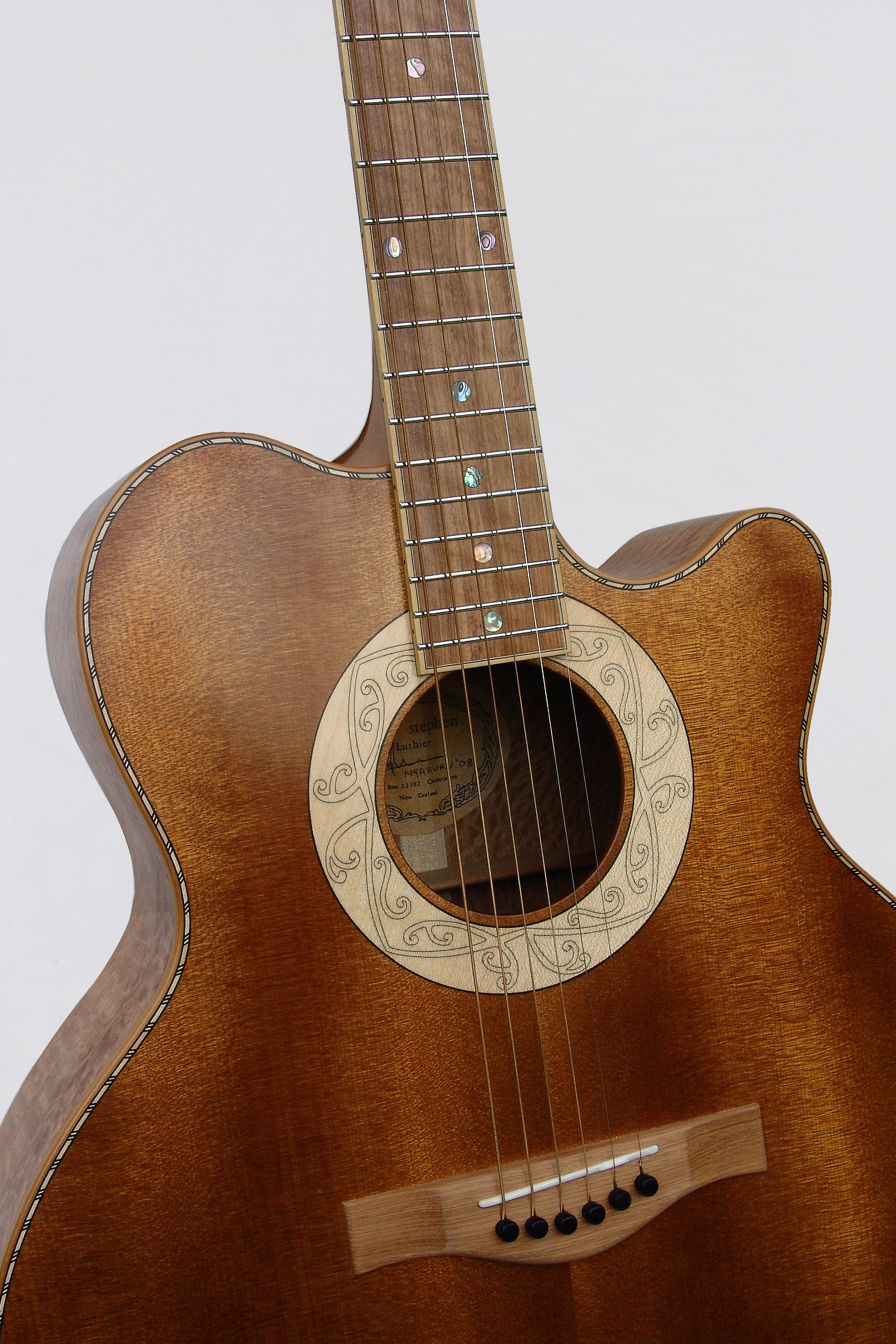 Peter Stephen all New Zealand Native timber guitar, double cutaway acoustic medium jumbo