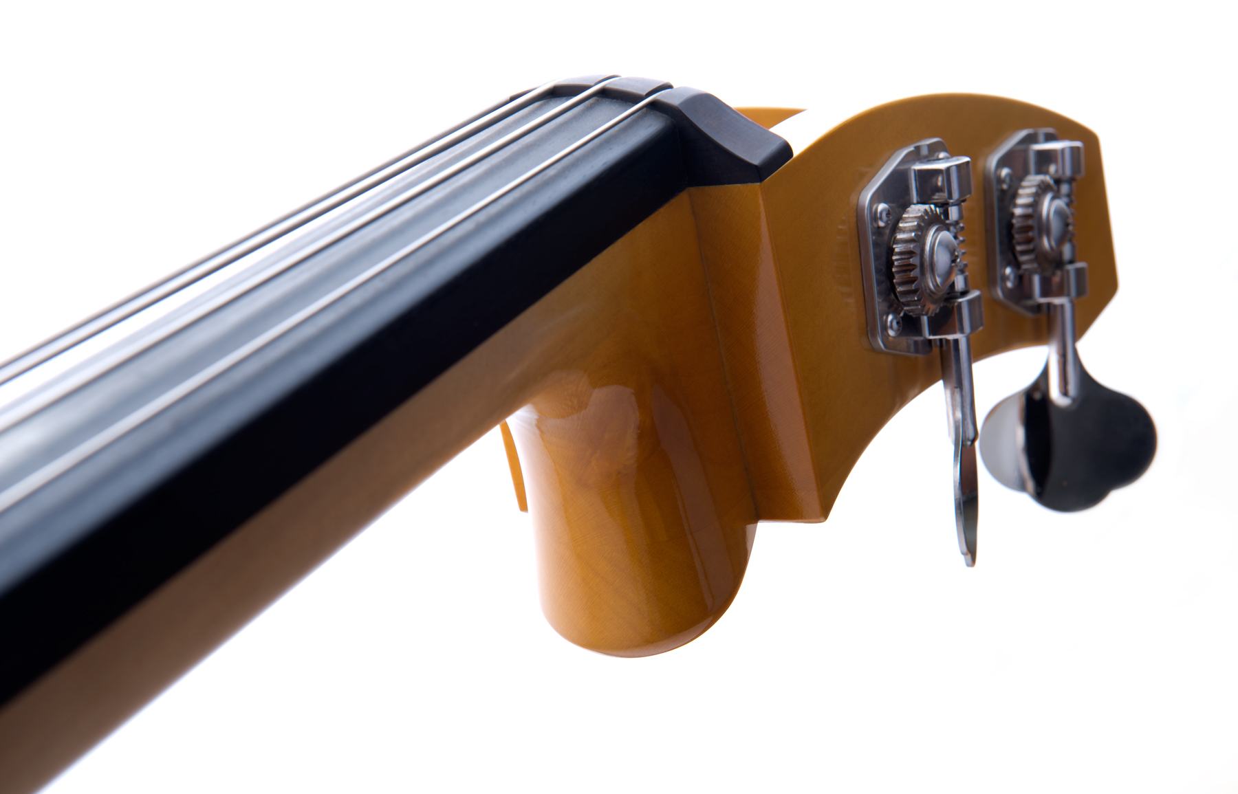 Luthier Peter Stephen's series of UEB, featuring headstock